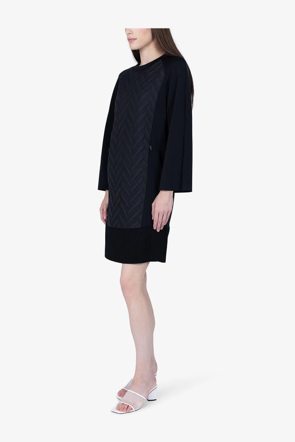Kleid mit Steppstoff-Einsätzen 04