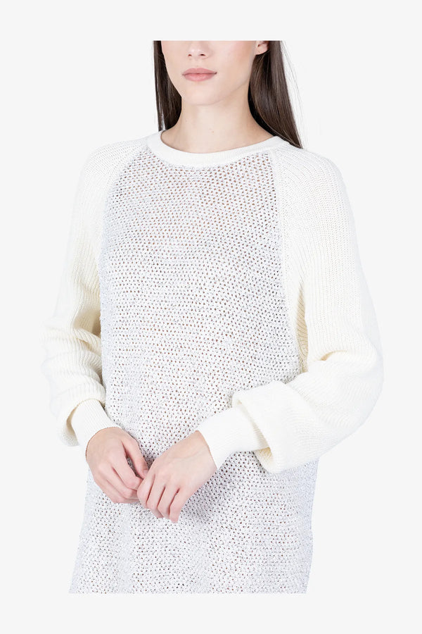 Lässiges Strickkleid mit Pailletten-Garn 07