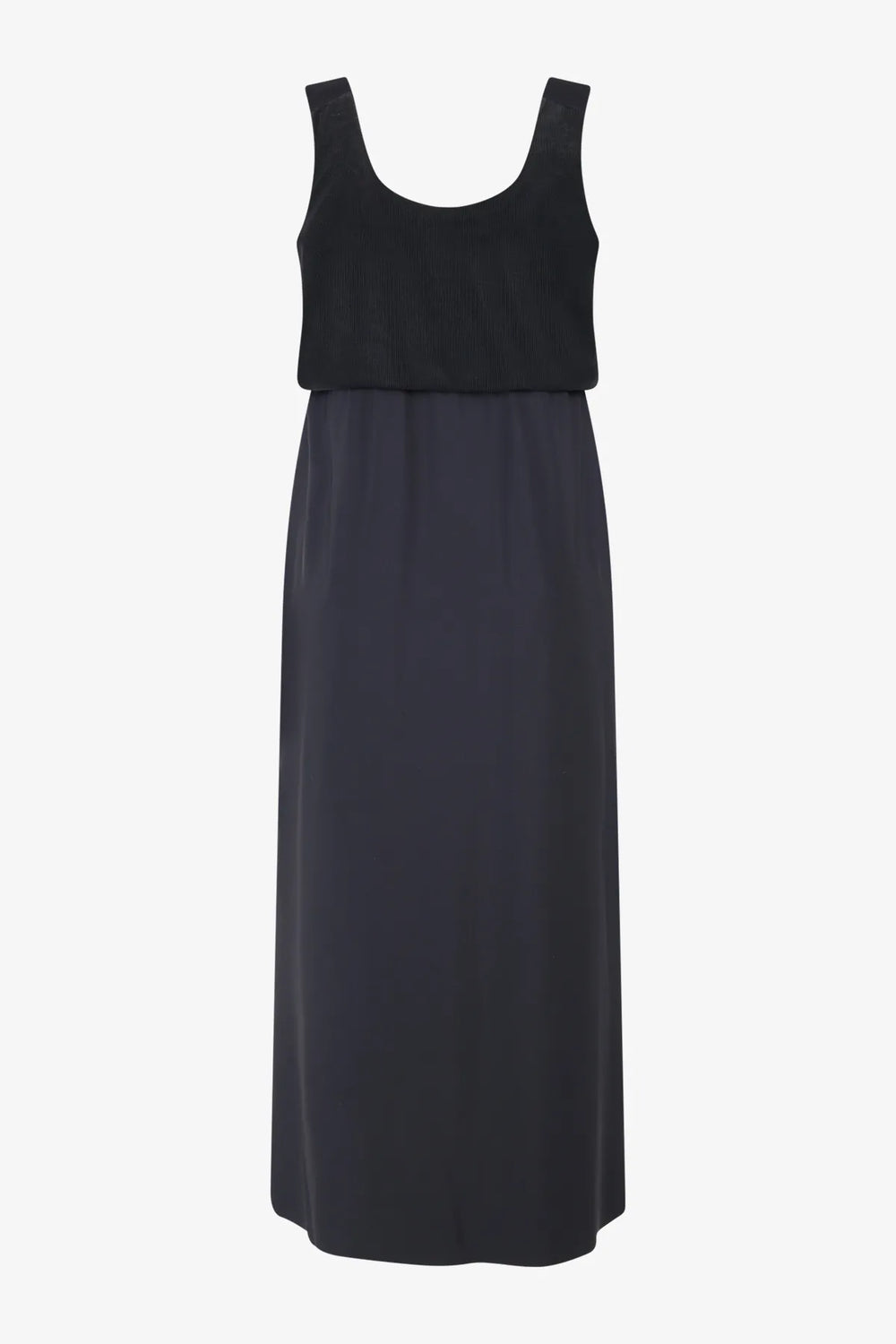 Modernes Empire-Kleid im Materialmix 01