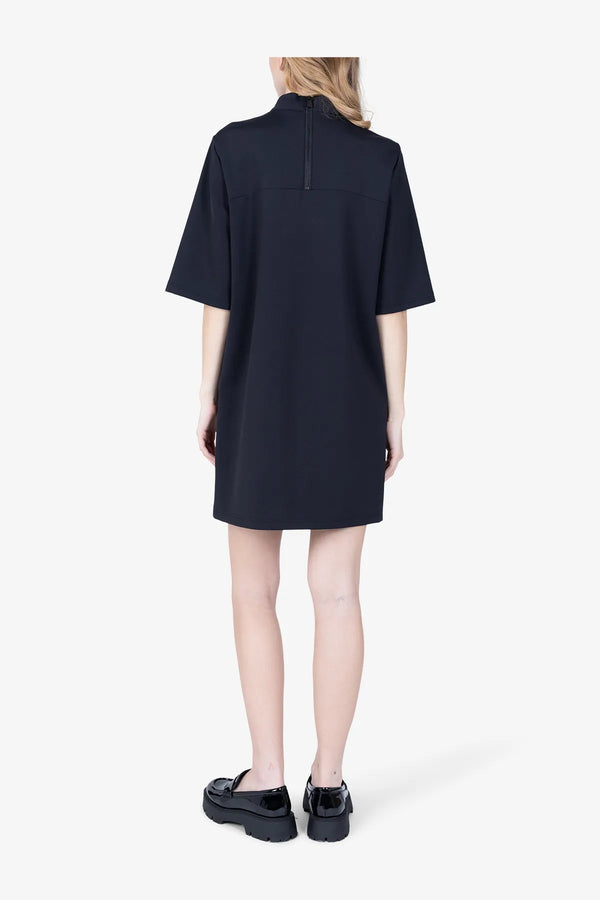 T-Shirt-Kleid mit großem Laser-Motiv 05