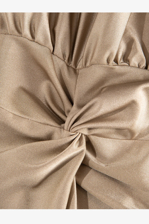 Jerseykleid mit Knotendetail 06