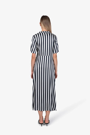 Streifenkleid mit Viskose 05
