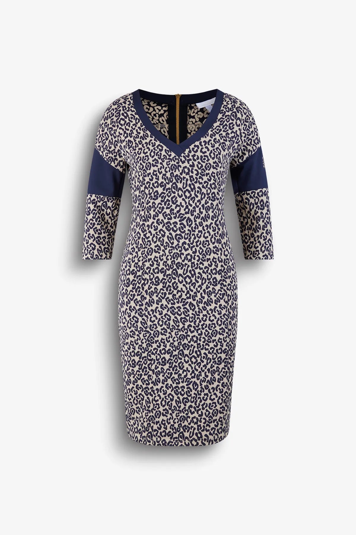 Kleid im Leo-Jacquard 01