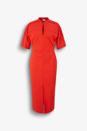 Kleid mit fließender Silhouette 01