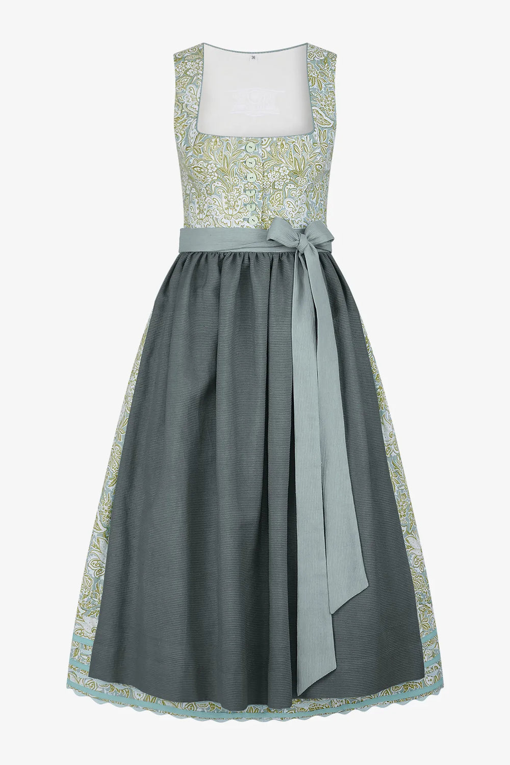 Dirndl mit gezogenem Rock 01
