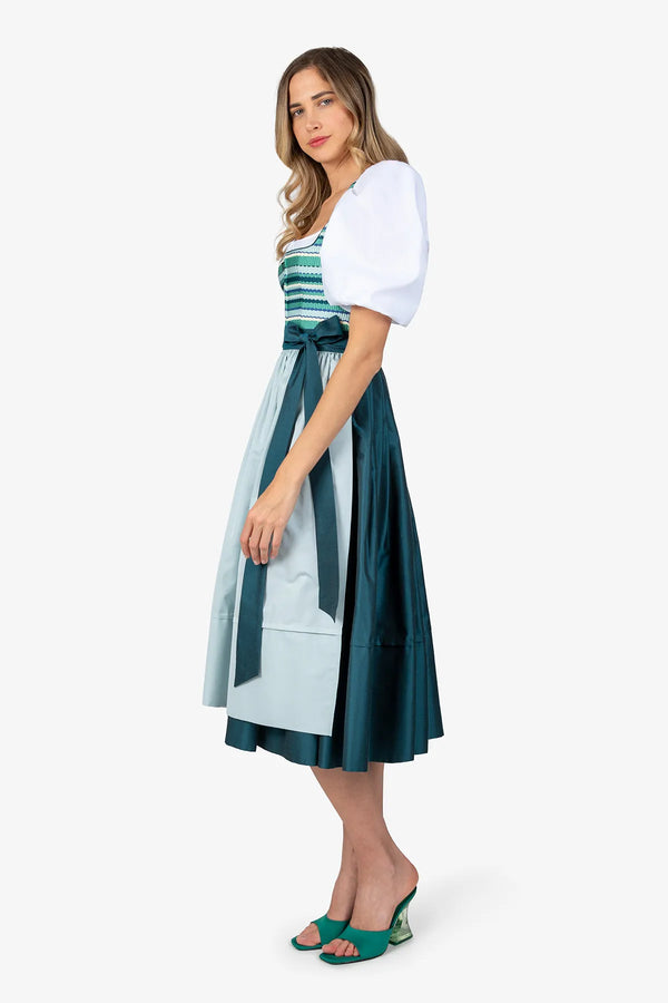 Dirndl mit Jacquard-Oberteil 03