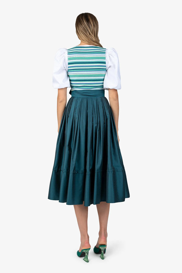 Dirndl mit Jacquard-Oberteil 04
