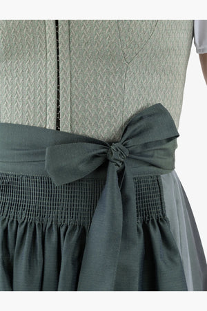 Dirndl in Strick-Optik 07