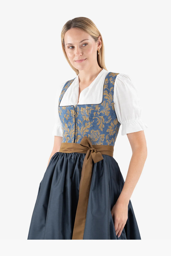Elegantes Dirndl mit Jacquard-Mieder 06