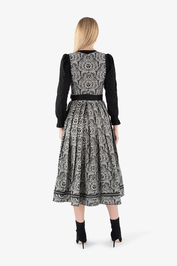 Dirndl mit mexikanischem Dessin 05
