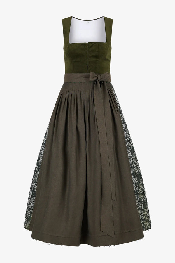 Dirndl mit Samt-Oberteil 01