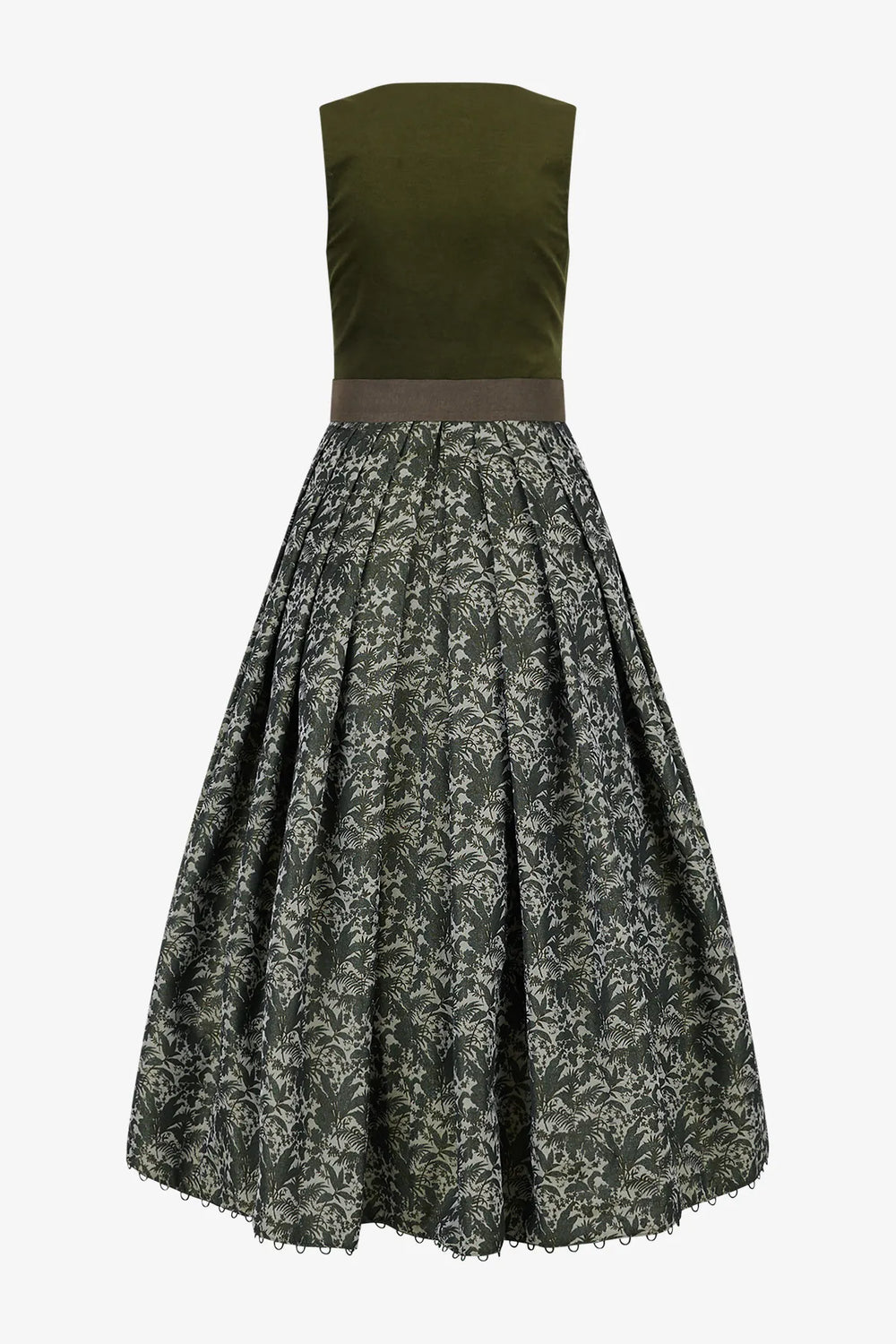 Dirndl mit Samt-Oberteil 01