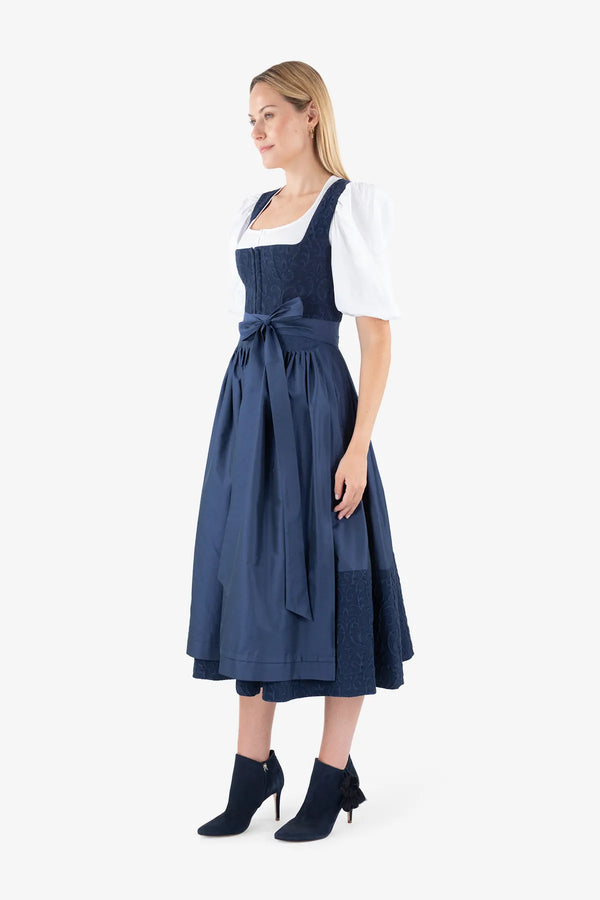 Dirndl mit Hakenverschluss 04