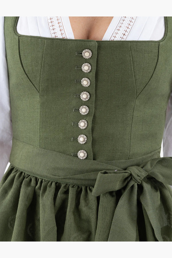 Dirndl aus Baumwolle und Leinen 07