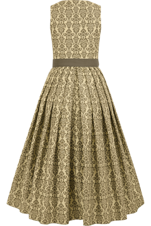 Beige Kleid mit damastartigem Muster und weitem Rock.