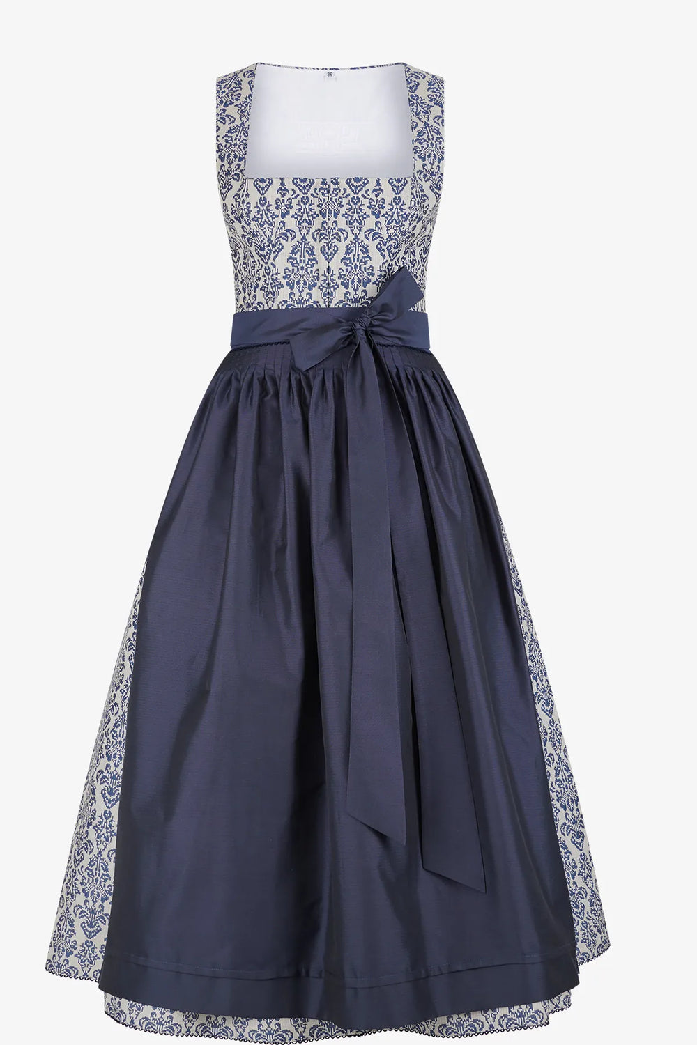 Dirndl mit nostalgischer Stickoptik 01