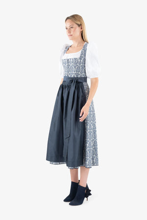 Dirndl mit nostalgischer Stickoptik 04