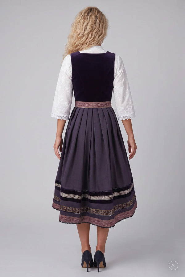 Samt-Dirndl mit Jacquardrock 04