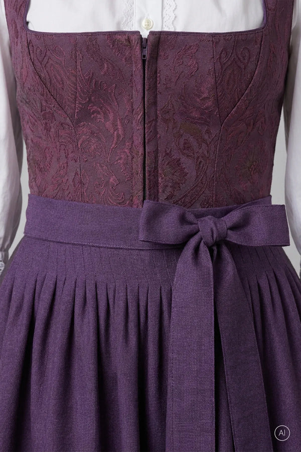 Jacquard Dirndl 06