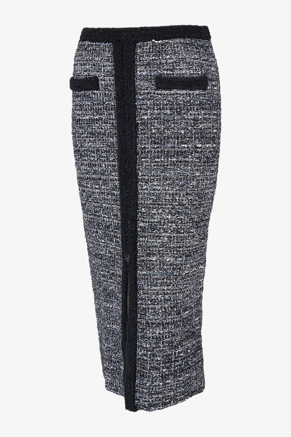 Strickrock aus hochwertiger Garnmischung 01