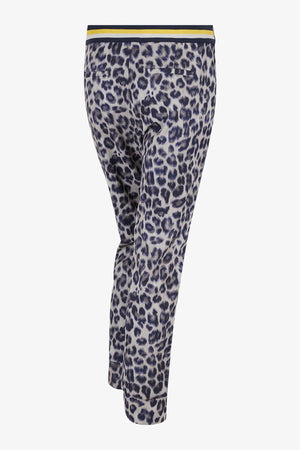Jogging-Hose mit legerem Bein 02