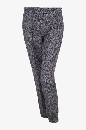 Jogging-Hose mit legerem Bein 01