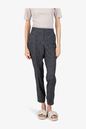 Jogging-Hose mit legerem Bein 05