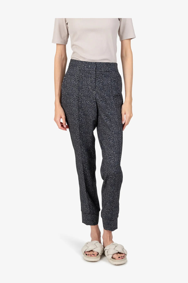 Jogging-Hose mit legerem Bein 05
