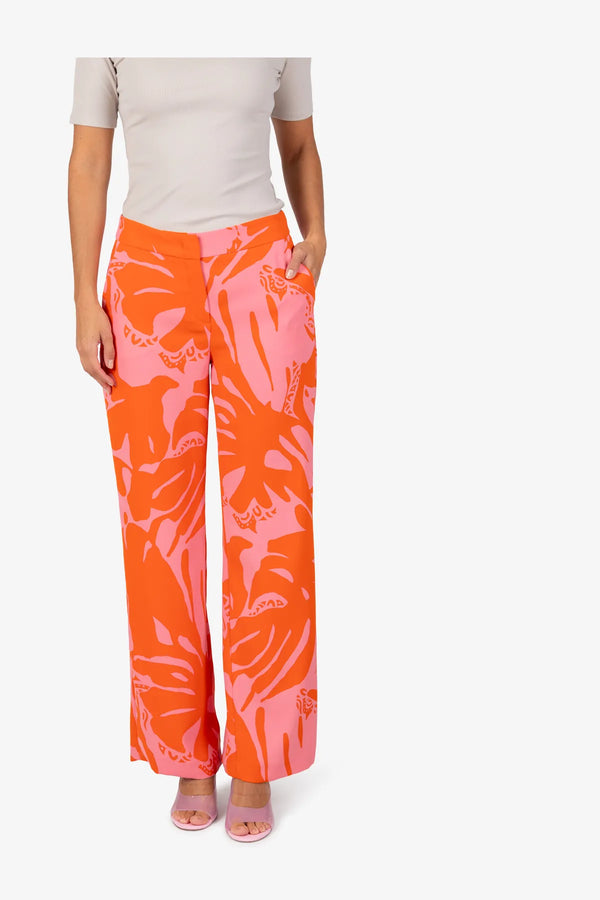 Hose mit weitem Bein 05