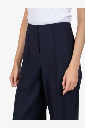 Hose mit weitem Bein 06