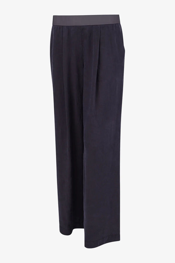 Hose mit weitem Bein 01