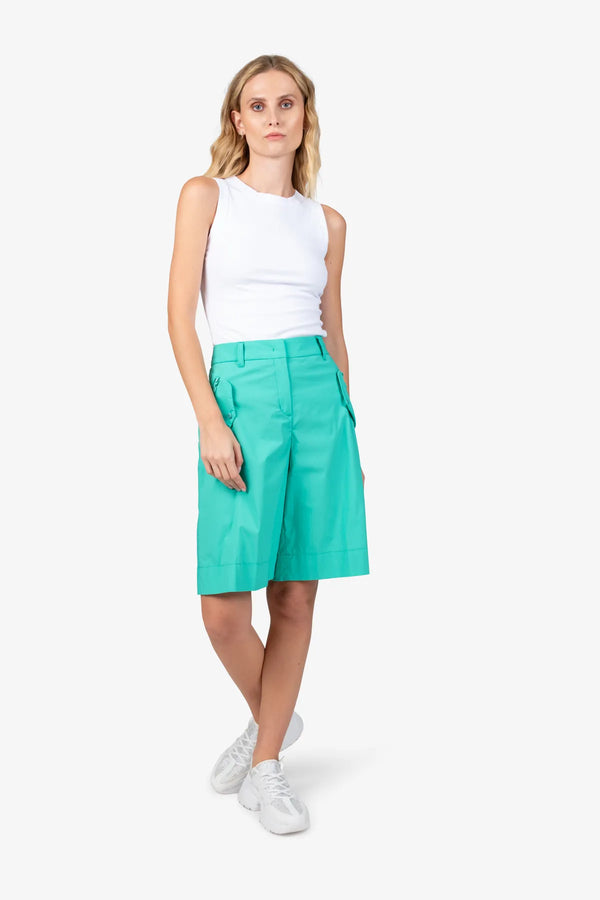 Bermuda-Shorts mit weitem Bein 02