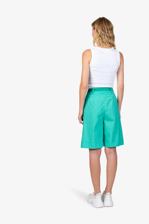 Bermuda-Shorts mit weitem Bein 04