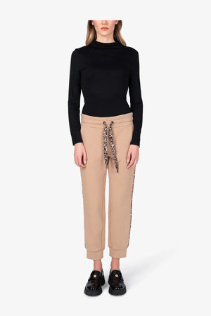 Jogginghose mit grafischem Jacquard 03