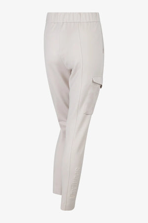 Joggerhose mit Blasebalg-Tasche 02