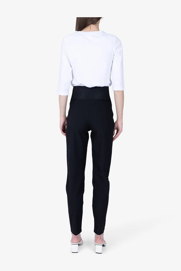 Slim-Fit-Hose mit aufregenden Details 05