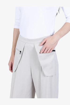 Lässige Hose mit Biesen 06