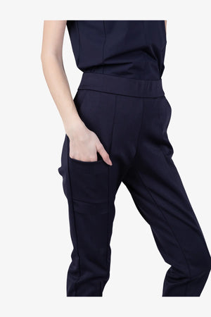 Hose mit raffinierter Tasche 07