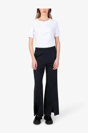 Schlupfhose mit feinem Saumschlitz 03