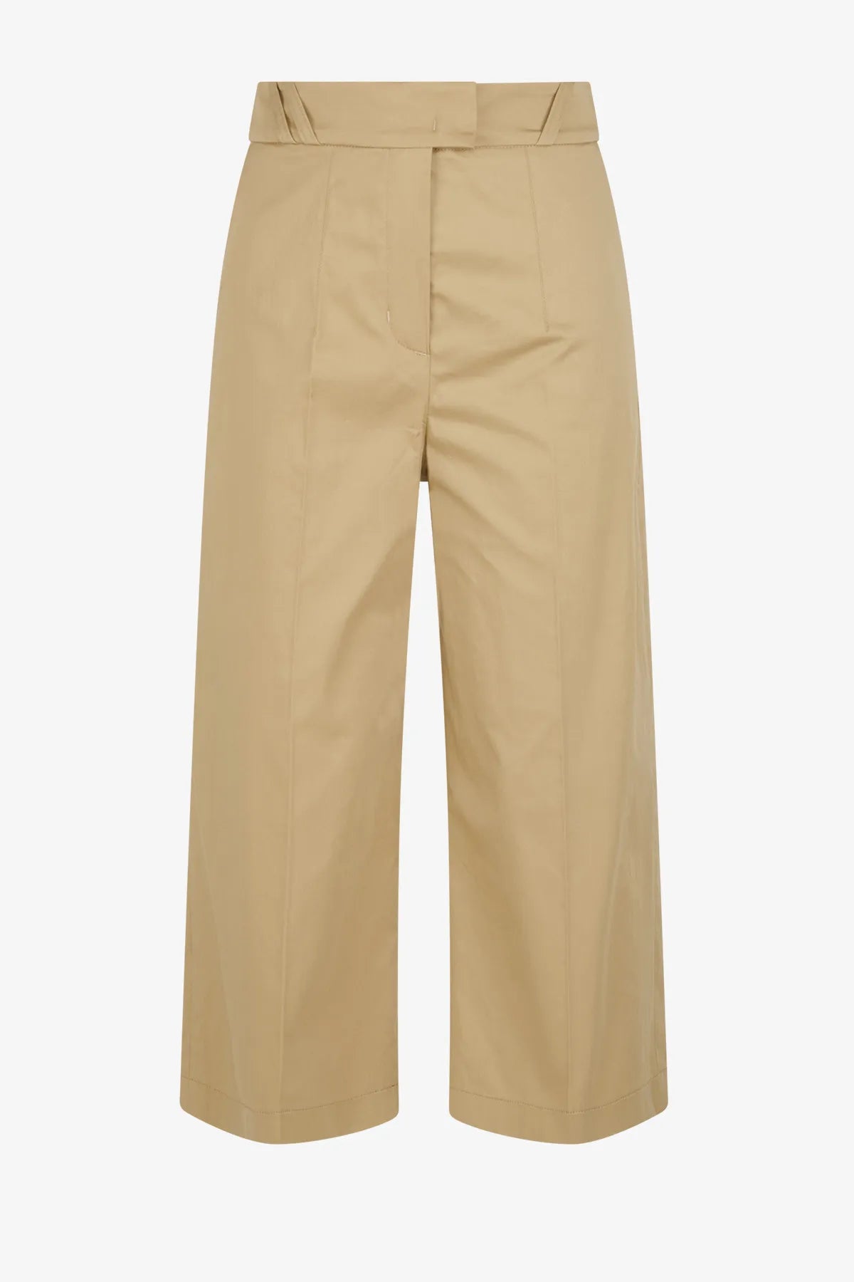 Hose mit eleganter Linienführung 01
