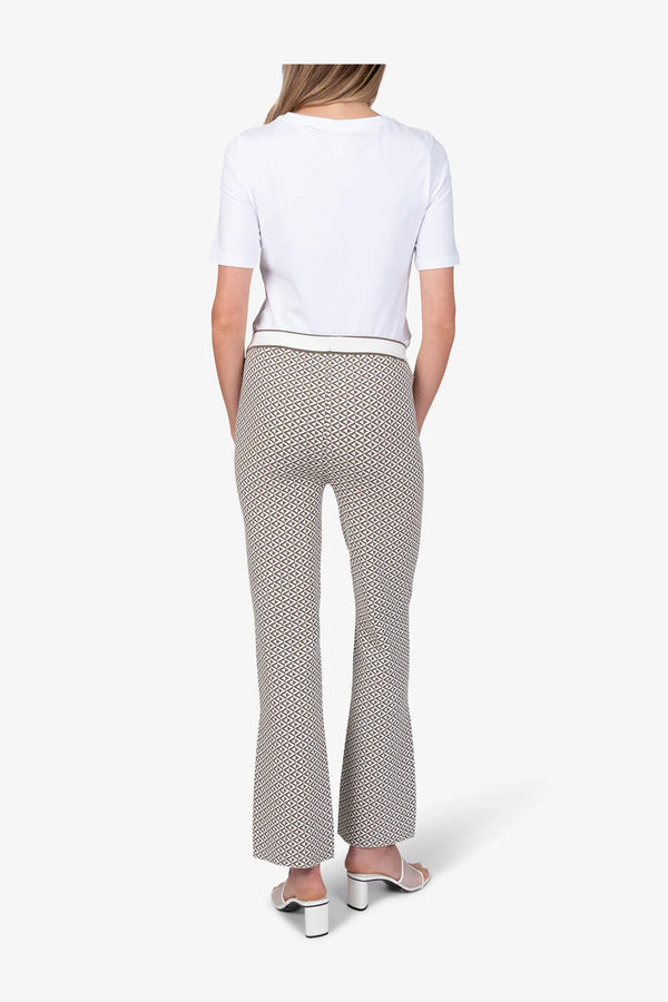 Flared-Hose mit grafischem Jacquard 05