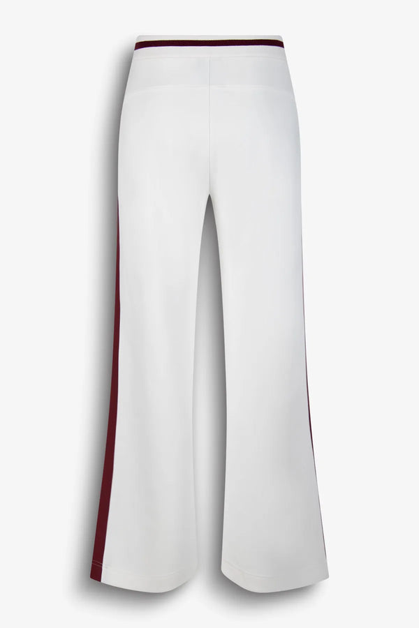 Loungepants mit Kontraststreifen 02