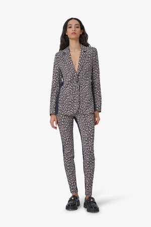 Leggings im Leo-Print 03