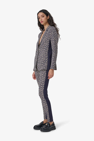 Leggings im Leo-Print 04