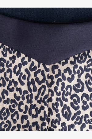 Leggings im Leo-Print 07