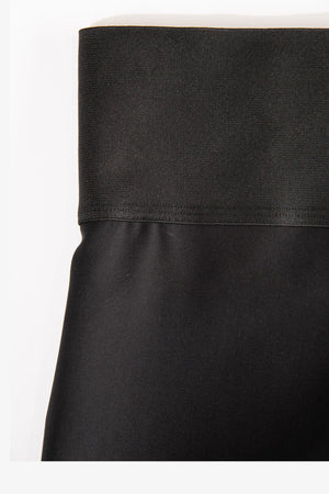 Sporthose mit breitem Bund 04