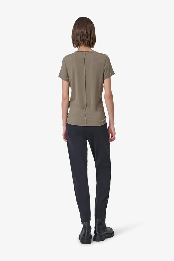 Slim-Fit-Hose mit aufregenden Details 05