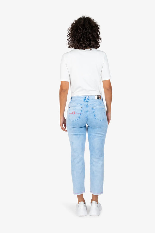 Jeans mit geradem Bein 04