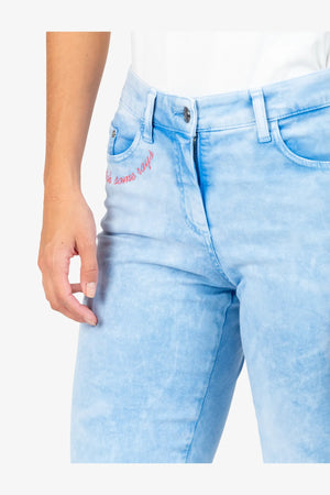 Jeans mit geradem Bein 06
