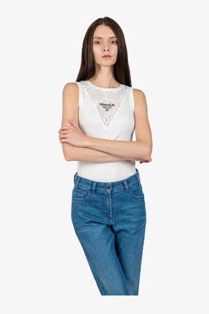 Jeans mit schmalem Bein 07